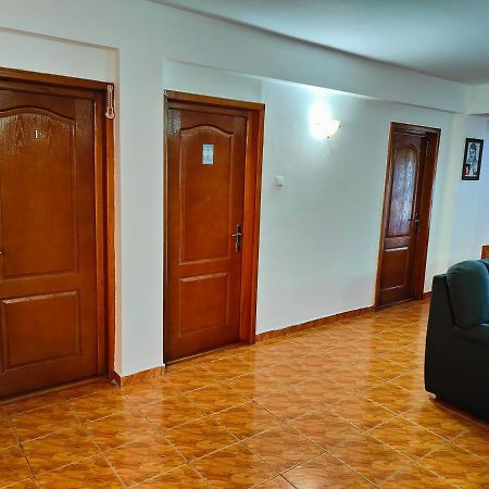 Отель Vila Olimpica Костинешти Экстерьер фото